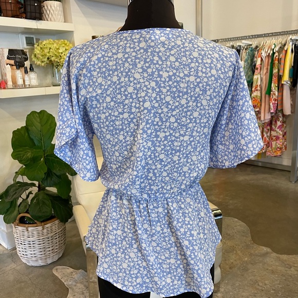 Laura Ashley print peplum top. - Picture 2 of 5